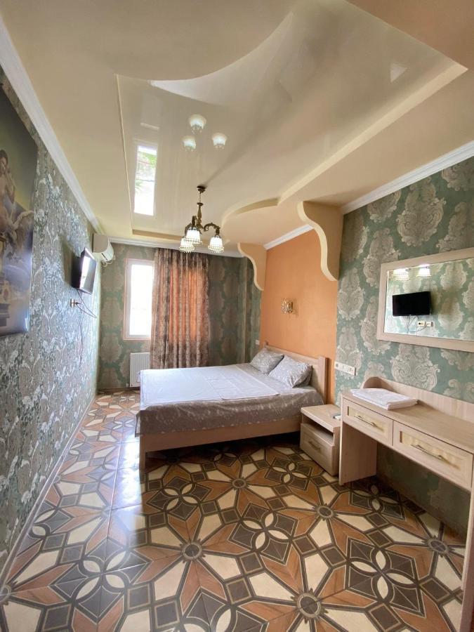 Hotel Golden Fleece Kutaissi Exterior foto