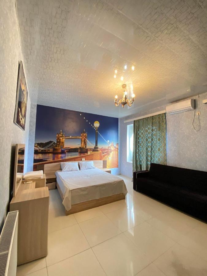 Hotel Golden Fleece Kutaissi Exterior foto