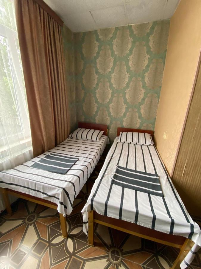 Hotel Golden Fleece Kutaissi Exterior foto